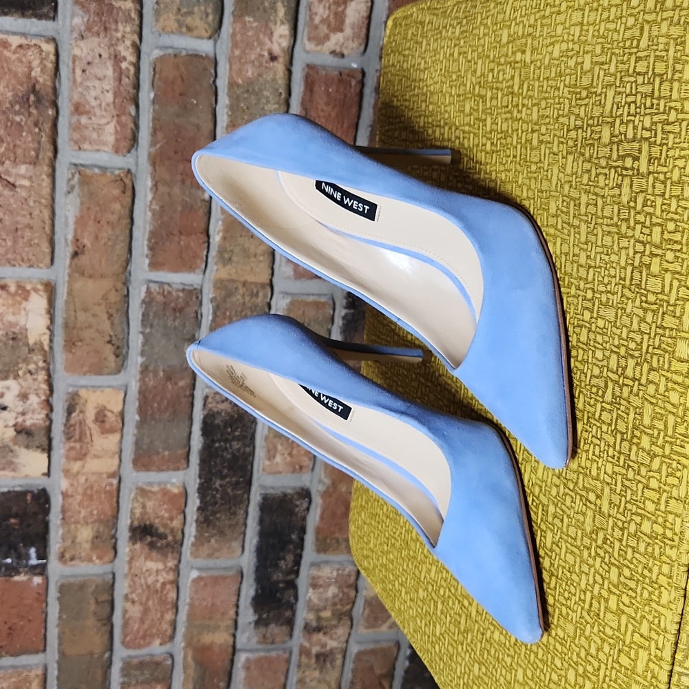 Blue Heels